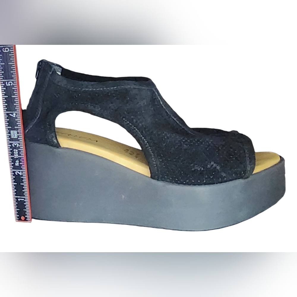 Ethem Suede Perforated Sandals, Womens 36 EU (5-5.5 US) - Picture 9 of 10